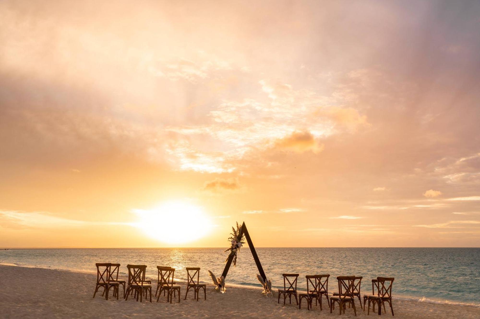 The Ritz-Carlton, Turks & Caicos Hotel Grace Bay Kültér fotó